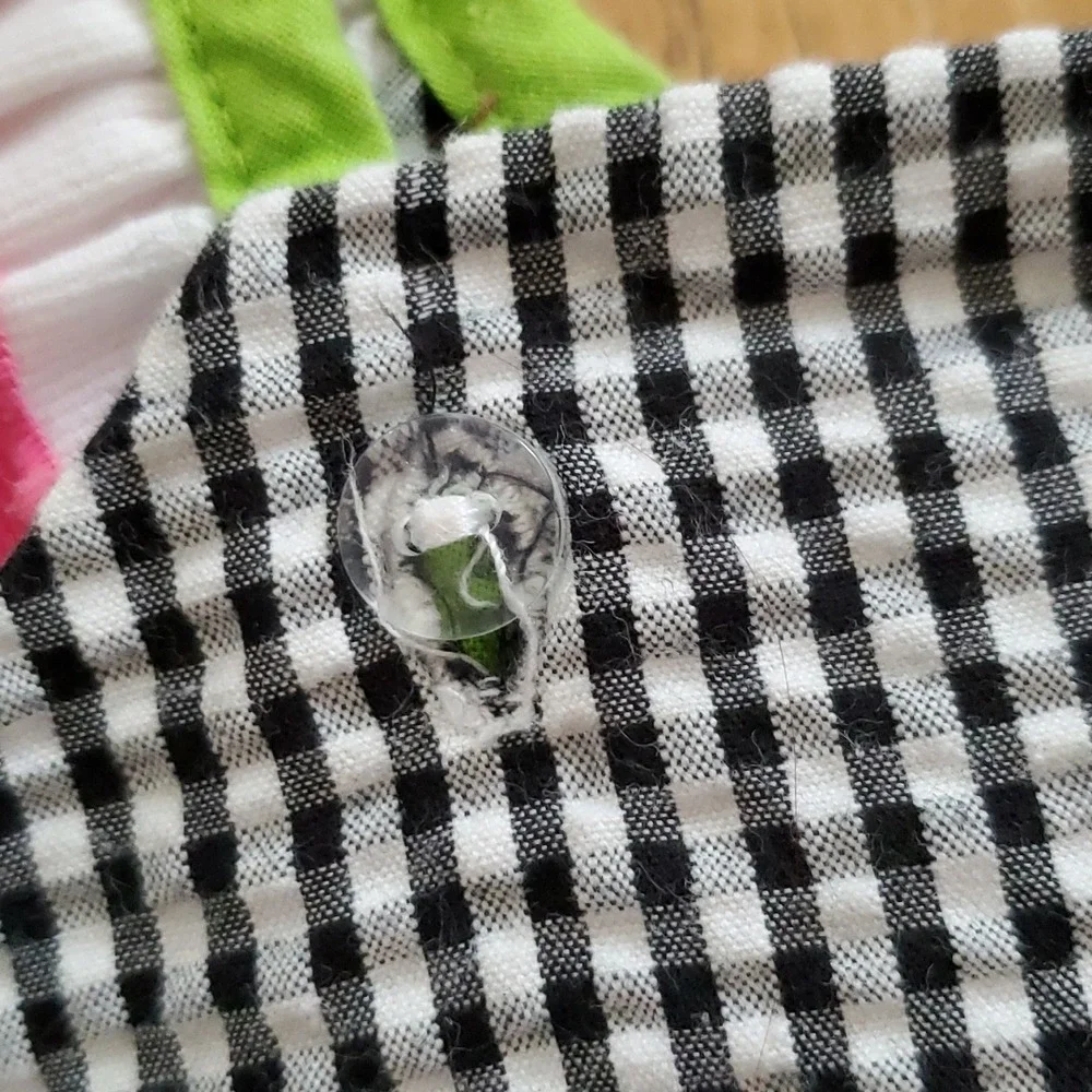 Rare Editions Girls Black Seersucker Gingham Strawberry Romper Size 6M‎